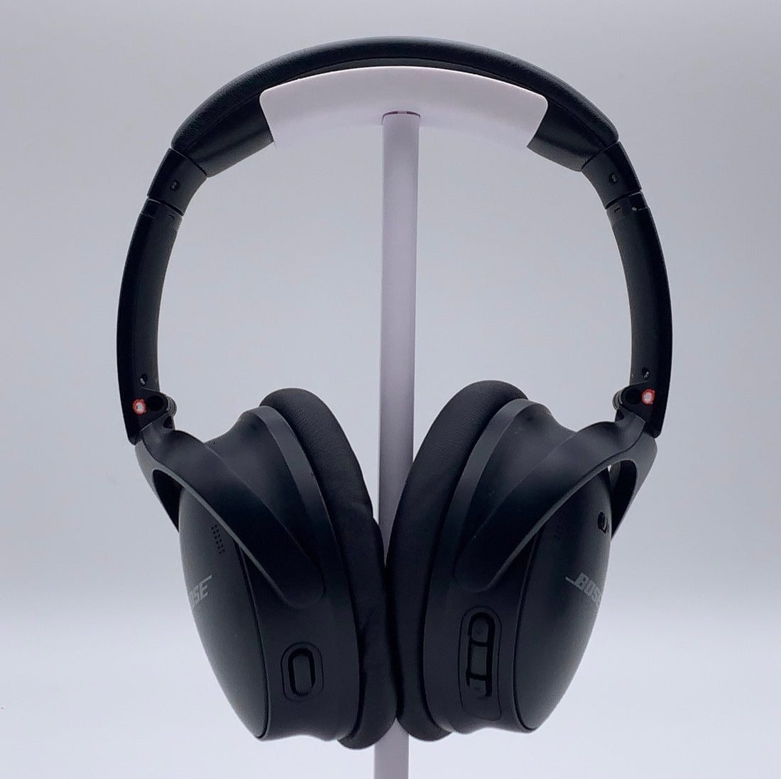 Casque Bose QuietComfort 45 noir, vue de face