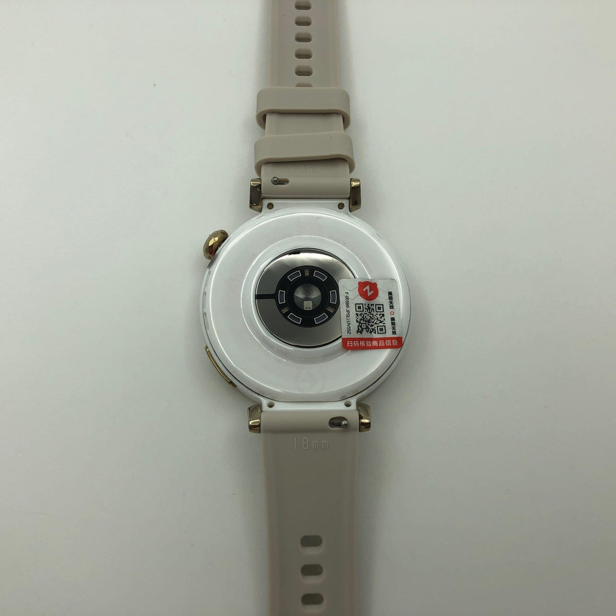 Huawei WATCH GT 5 Pro — exemplaire 371596177 — photo réelle 3
