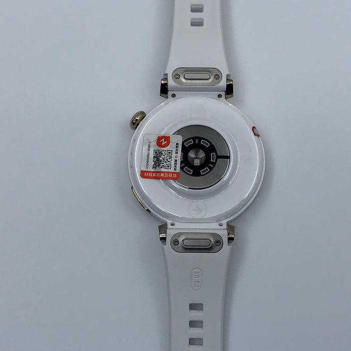 Huawei WATCH GT 5 Pro — exemplaire 373181895 — photo réelle 3