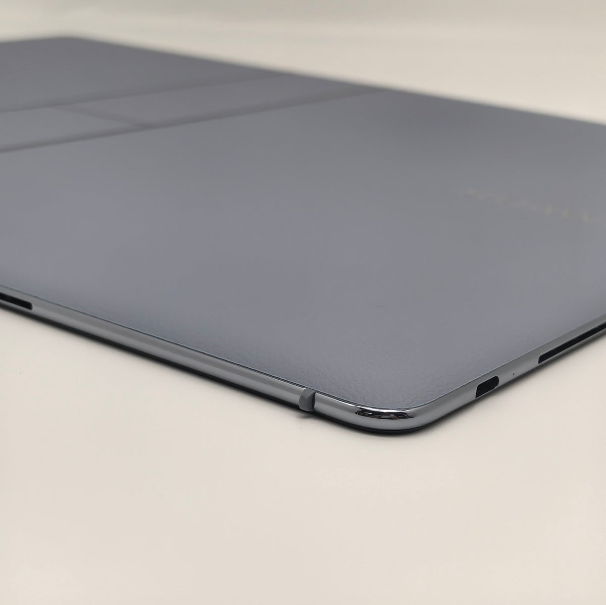 Coin du châssis et port USB-C