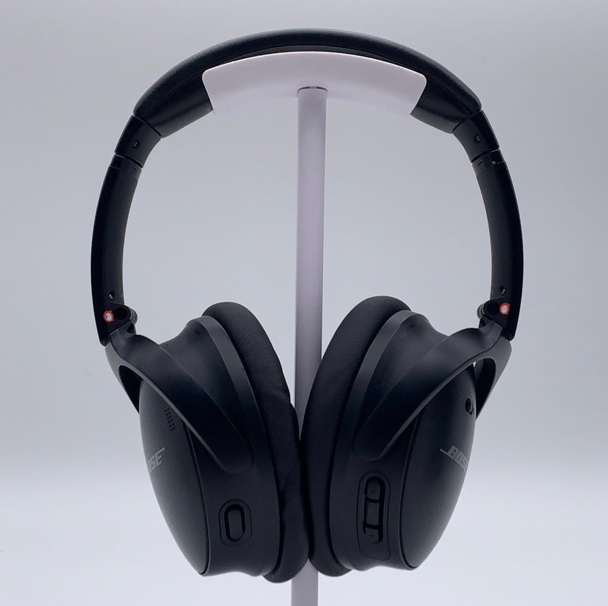 Casque Bose QuietComfort 45 noir, vue de face