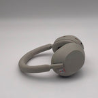 Casque, vue de trois quarts