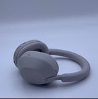 Exemplaire n°2 : casque, vue latérale